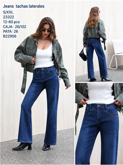 Jeans wide leg con tachas 2