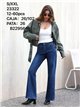 Jeans wide leg con tachas