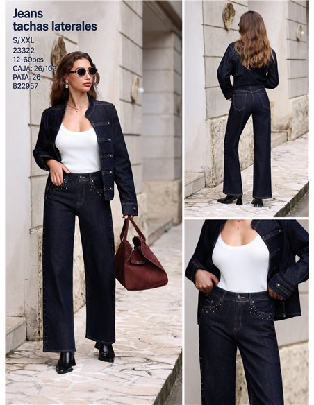 Jeans wide leg con tachas
