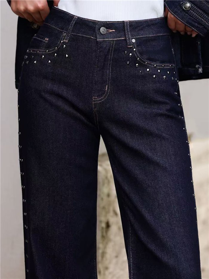 Jeans wide leg con tachas