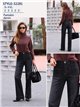Jeans rectos negro con bolsillos delanteros