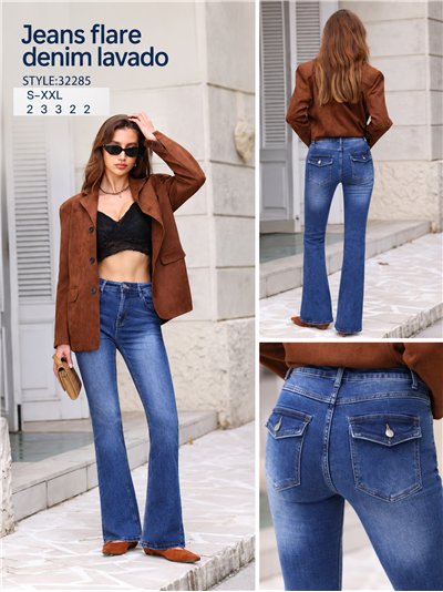 Jeans flare bolsillos con solapas 2