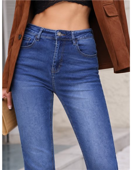 Jeans flare bolsillos con solapas