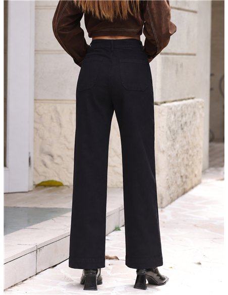 Jeans wide leg negro con bolsillos delanteros