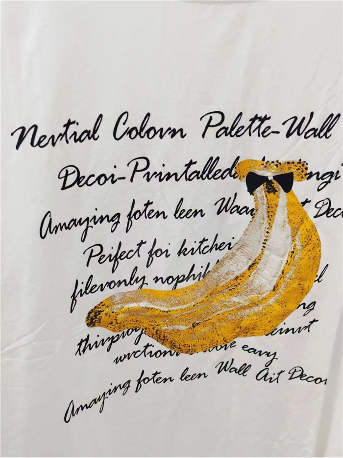 Camiseta oversize con banana