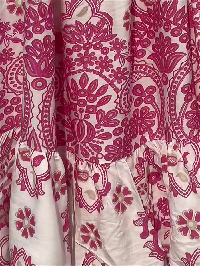 Vestido corto de tirantes con estampado paisley