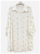 Camisa amplia con lunares bordados