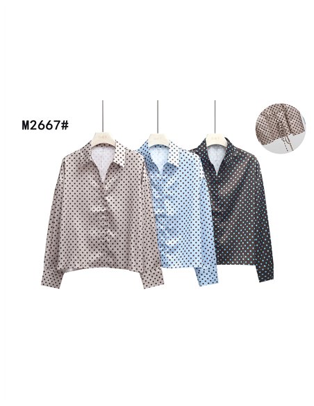 Camisa satinada lunares con cintura ajustable