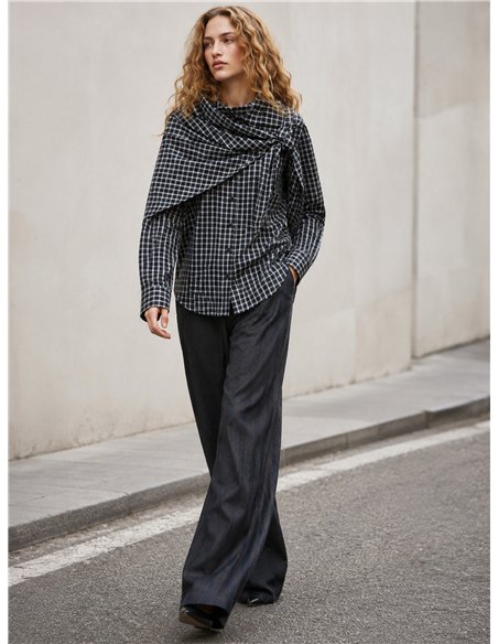 Camicia a quadri con fazzoletto