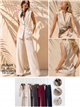 Conjunto chaleco con pañuelo y pantalón