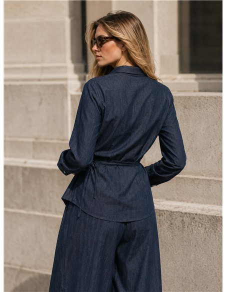 Conjunto camisa cruzada efecto denim y pantalón wide-leg