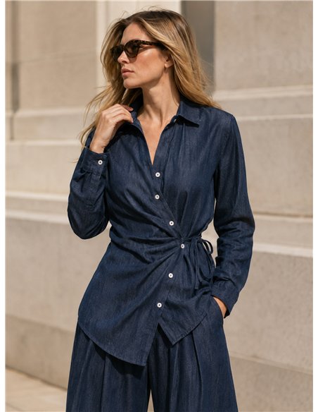 Conjunto camisa cruzada efecto denim y pantalón wide-leg