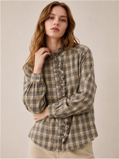 Camisa cuadros con volantes bordados