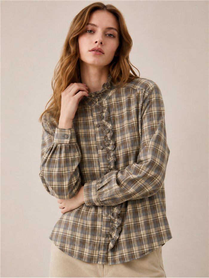 Camisa cuadros con volantes bordados