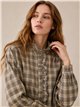 Camisa cuadros con volantes bordados
