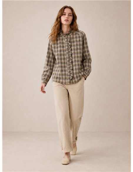 Camisa cuadros con volantes bordados