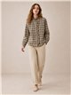 Camisa cuadros con volantes bordados