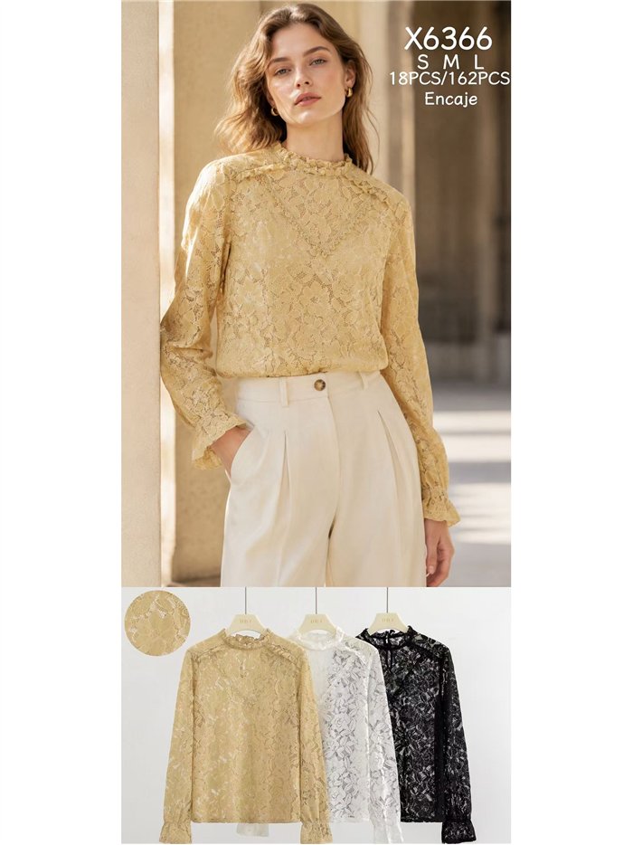 Blusa encaje con volante