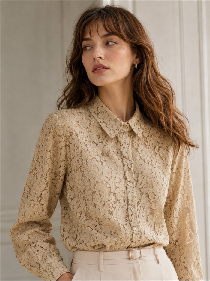 Camisa encaje floral clásica