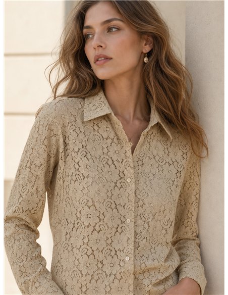 Camisa encaje floral calado