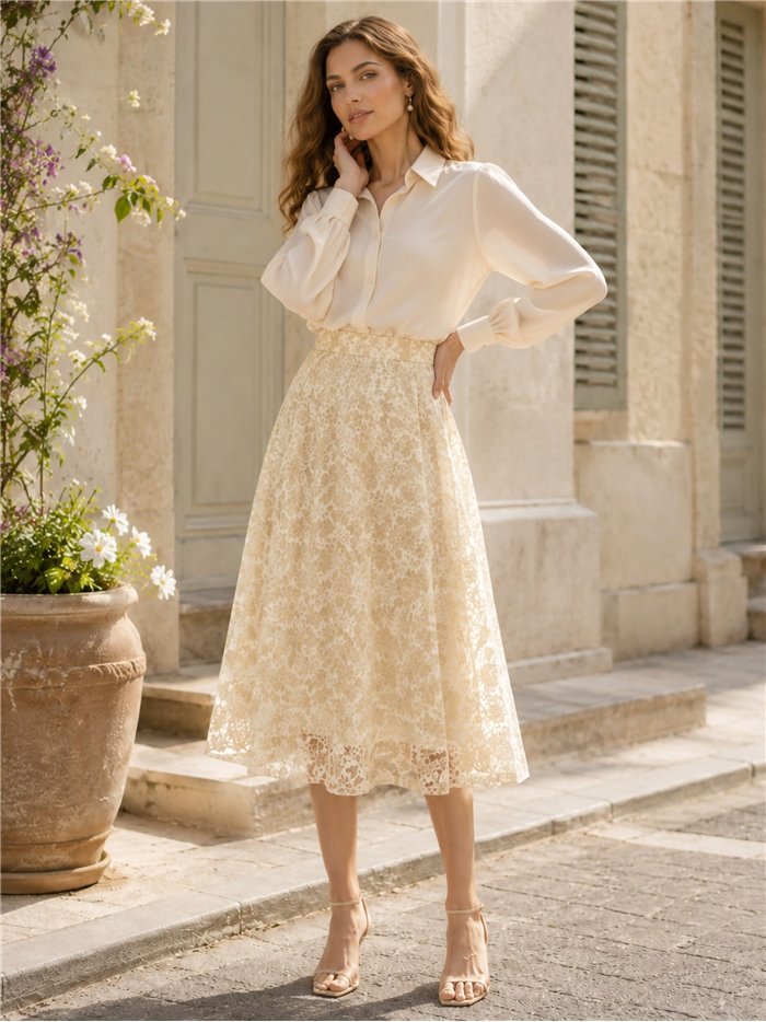 Falda midi de encaje con flores contrastes