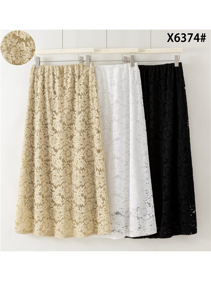 Falda midi de encaje floral