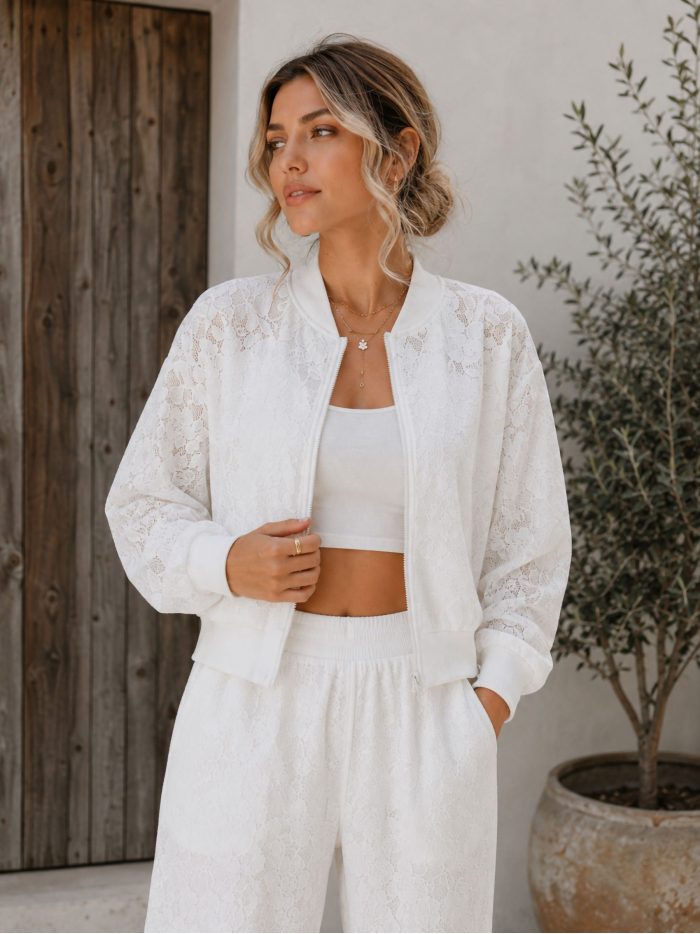 Bomber encaje floral