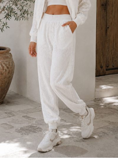 Pantalón jogger encaje floral