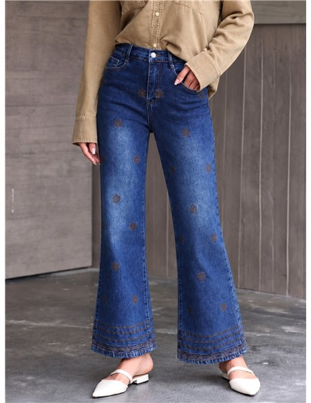 Jeans a gamba larga ricamati