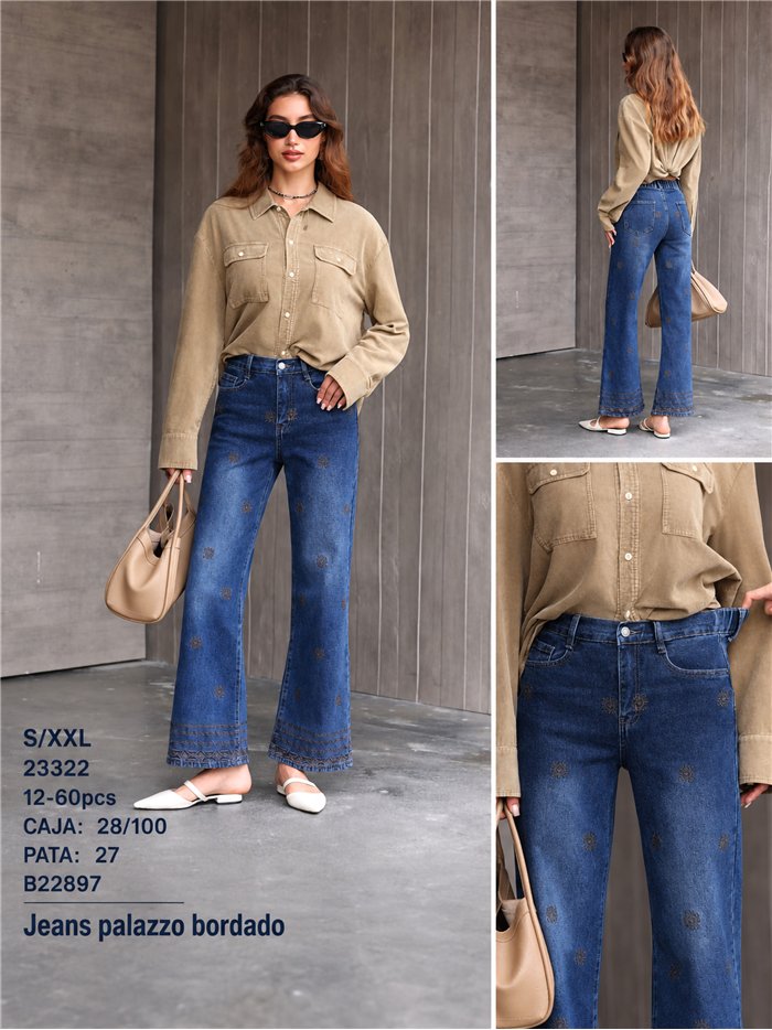 Jeans a gamba larga ricamati
