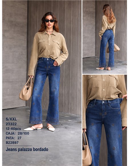 Jeans a gamba larga ricamati