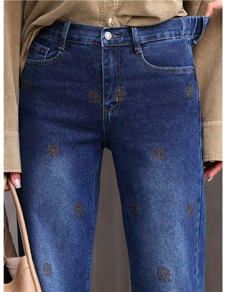 Jeans a gamba larga ricamati