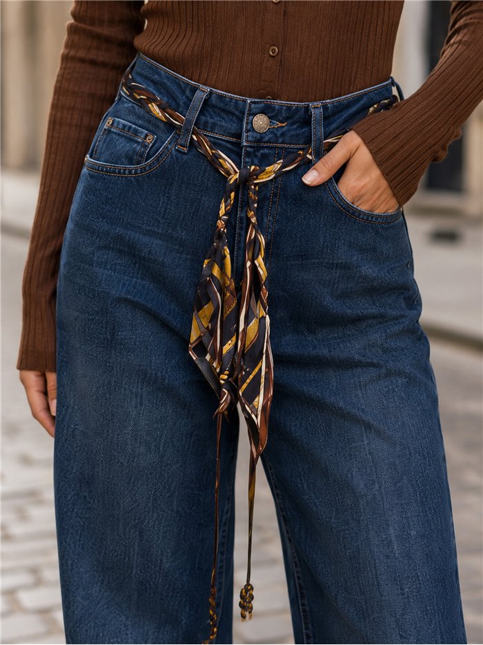 Jeans a gamba larga con cintura intrecciata