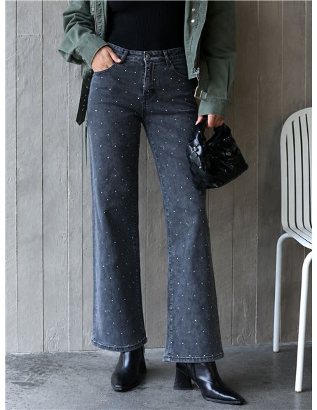 Jeans a gamba dritta con borchie