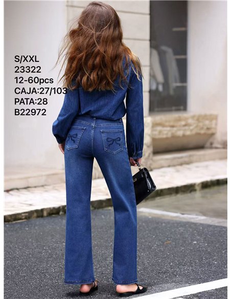 Jeans a gamba larga con tasche con coulisse ricamate