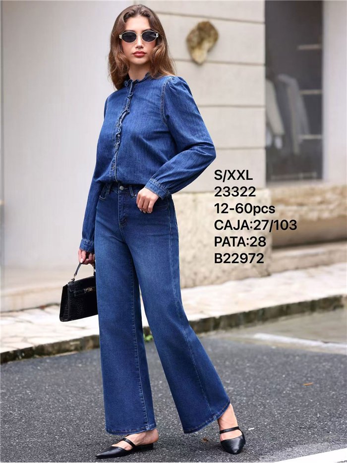 Jeans a gamba larga con tasche con coulisse ricamate
