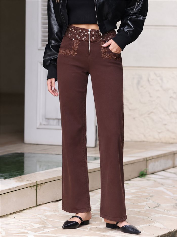 Weit geschnittene Jeans mit besticktem Bund und Ösen