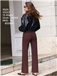 Weit geschnittene Jeans mit besticktem Bund und Ösen