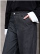 Jeans neri a gamba larga a righe sottili