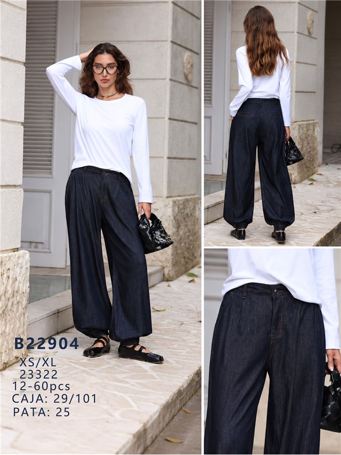 Jeans a palloncino in denim scuro