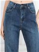 Jeans a vita alta e gamba dritta
