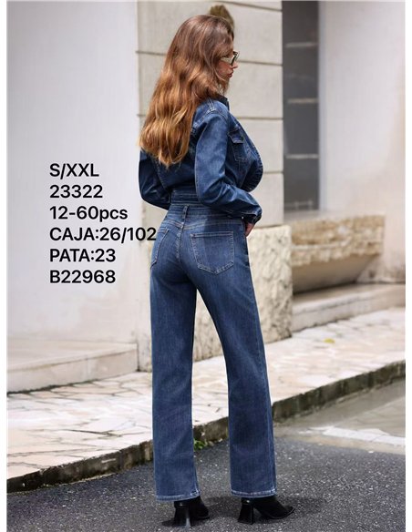 Jeans a vita alta e gamba dritta