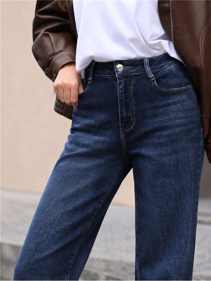Jeans a gamba larga in denim scuro