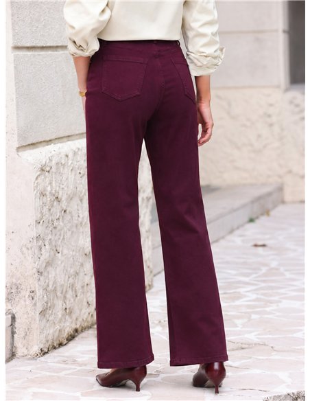 Jeans a gamba dritta color bordeaux
