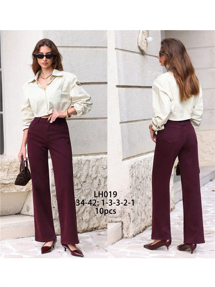 Jeans a gamba dritta color bordeaux