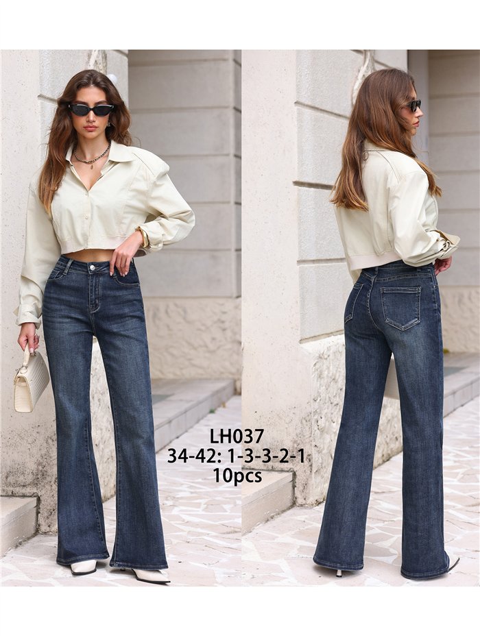Jeans a zampa blu scuro