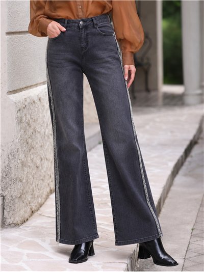 Grey straight jeans with frayed side trim