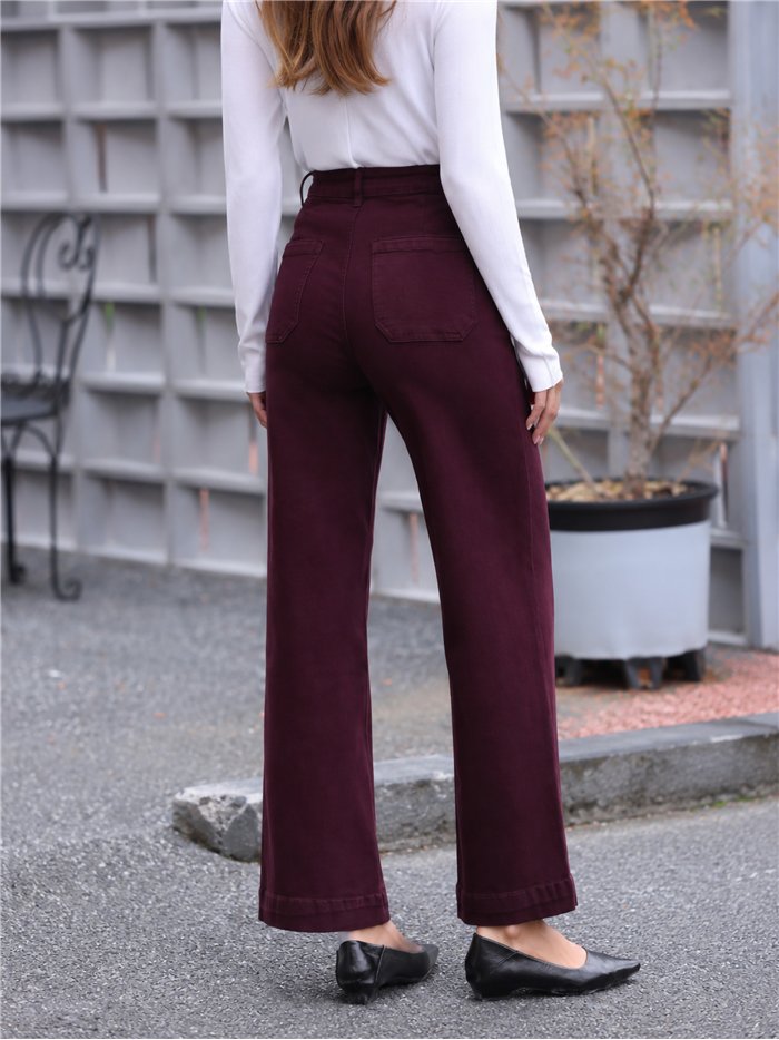 Jeans a gamba larga color vino con tasche anteriori