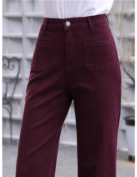 Jeans a gamba larga color vino con tasche anteriori