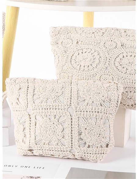 Openwork crochet pouch